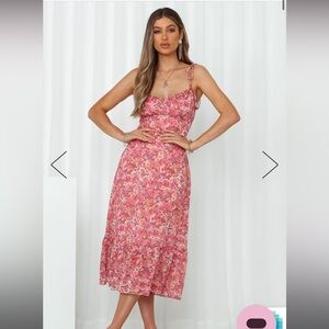 NWT - Hello Molly Kaitlyn Midi Dress Pink